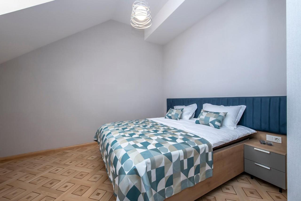 טביליסי Hotel Solo מראה חיצוני תמונה