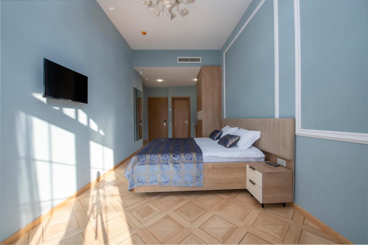 טביליסי Hotel Solo מראה חיצוני תמונה