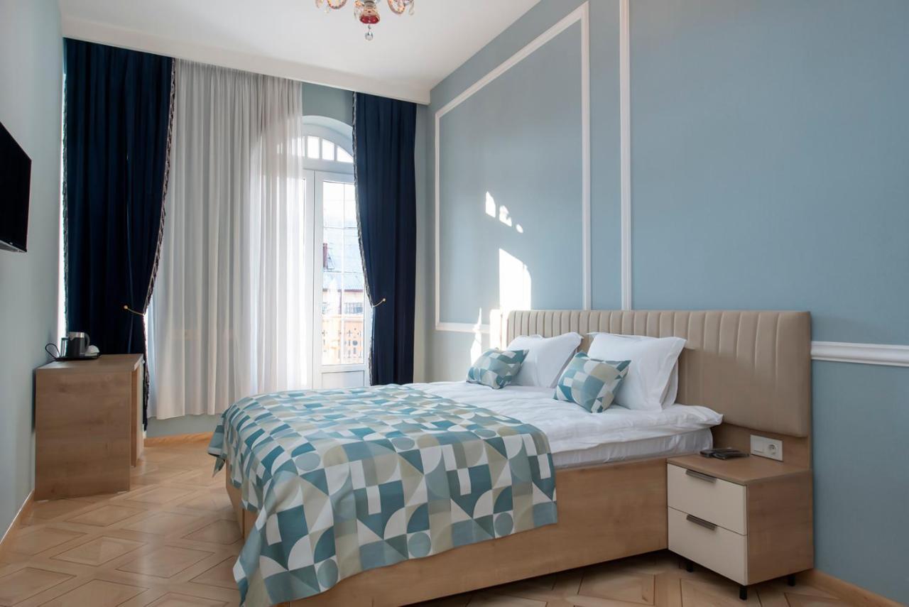 טביליסי Hotel Solo מראה חיצוני תמונה