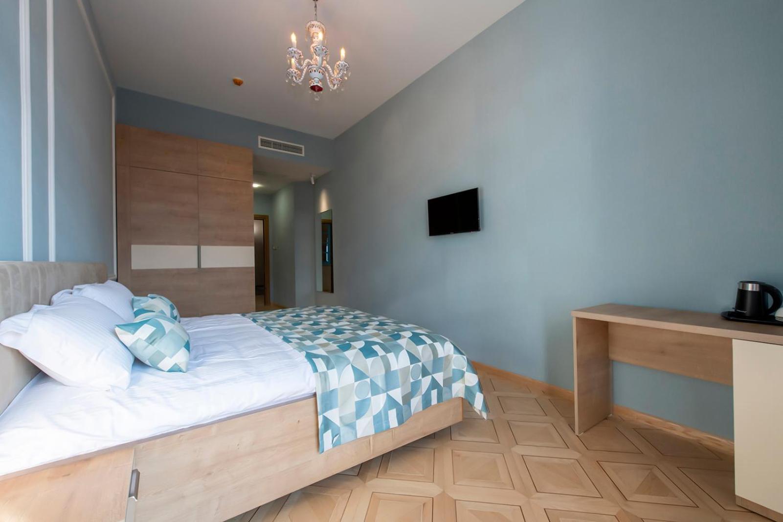 טביליסי Hotel Solo מראה חיצוני תמונה