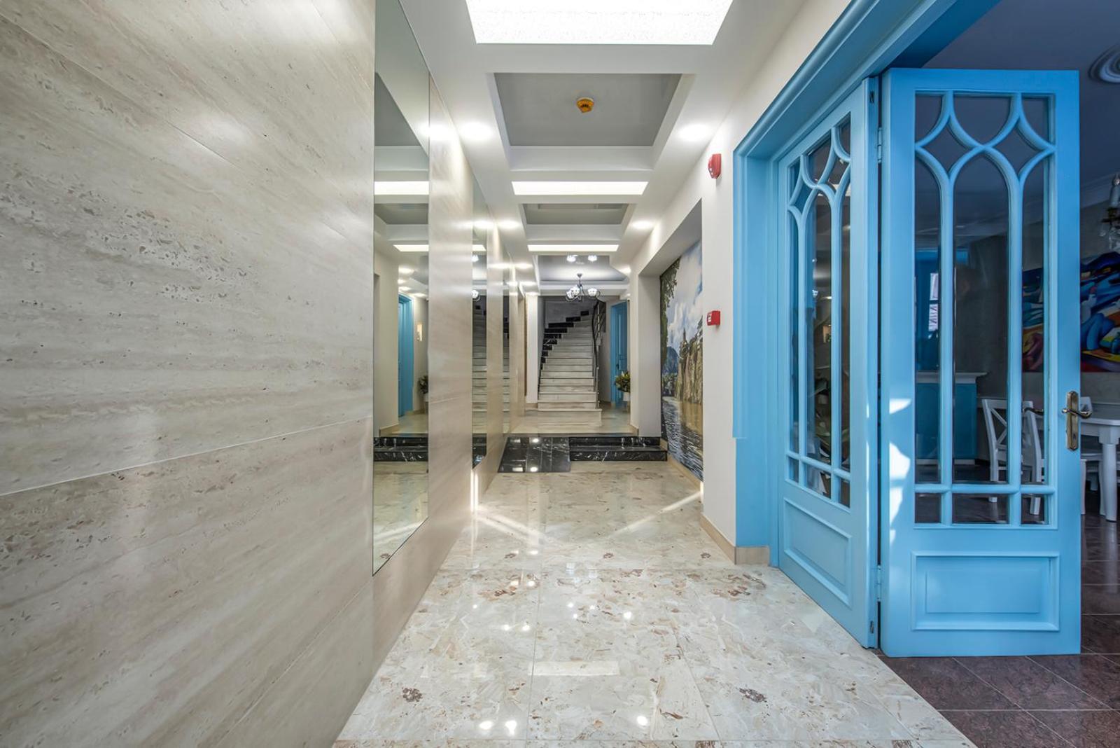 טביליסי Hotel Solo מראה חיצוני תמונה